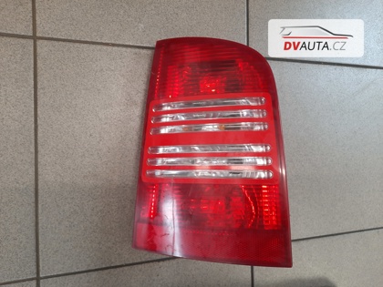 Pravé zadní světlo 1U9945096B